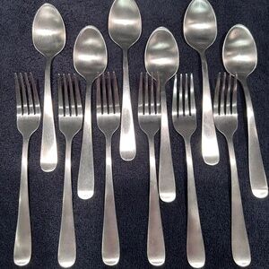 STAINLESS TEASPOONS & FORKS